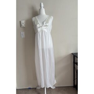 Vintage Erica Loren New York Lace Slip Dress Nightgown White Ethereal Hippie